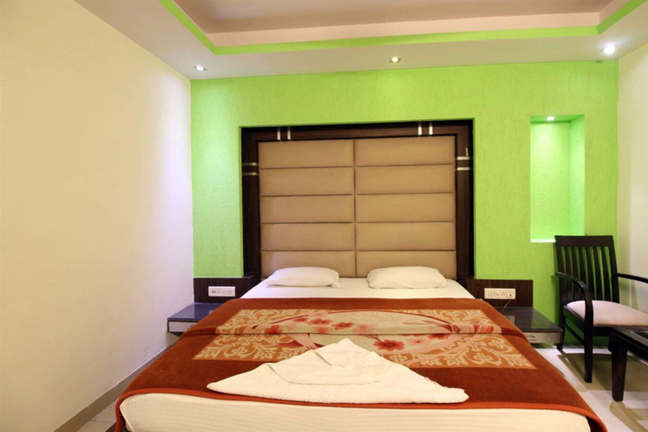 Hotel Shri Vinayak In City Centre At New Delhi Railway Station-By Rcg Hotels Eksteriør bilde