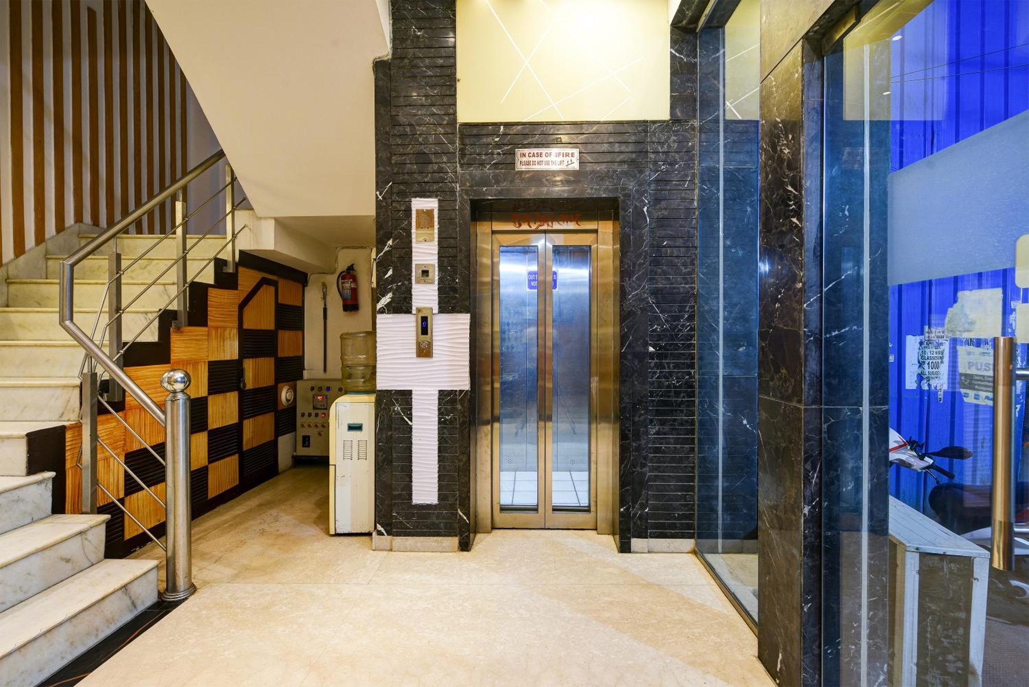 Hotel Shri Vinayak In City Centre At New Delhi Railway Station-By Rcg Hotels Eksteriør bilde