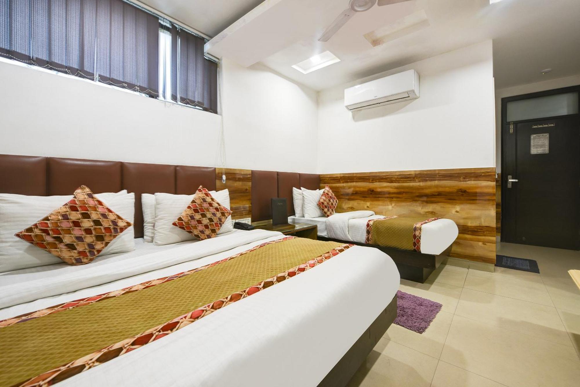 Hotel Shri Vinayak In City Centre At New Delhi Railway Station-By Rcg Hotels Eksteriør bilde
